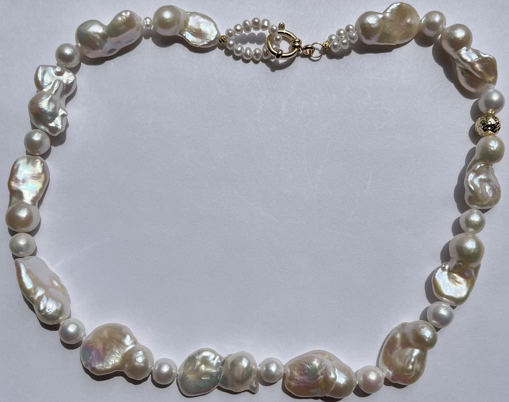 Mermaid Tail Baroque Pearl Statement Necklace – Natural Freshwater Pearl Choker